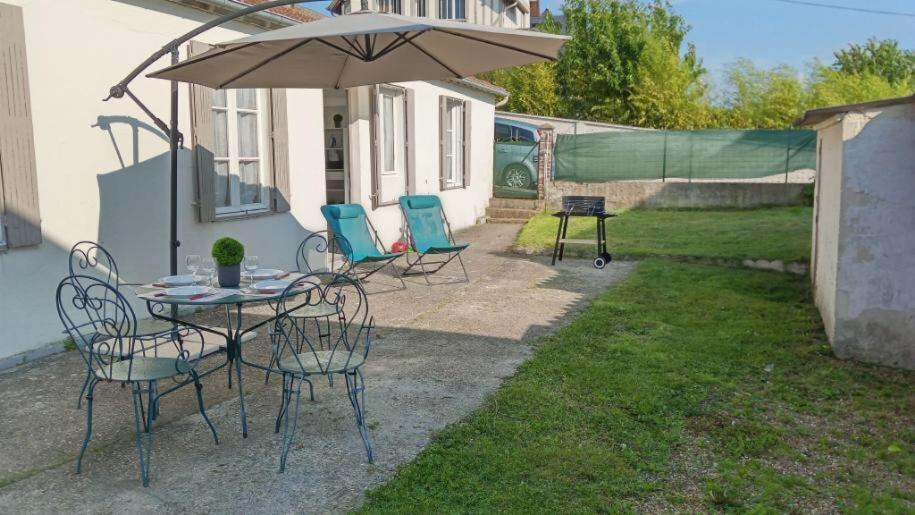 Maison De Villegiature A Trouville Sur Mer Exteriör bild